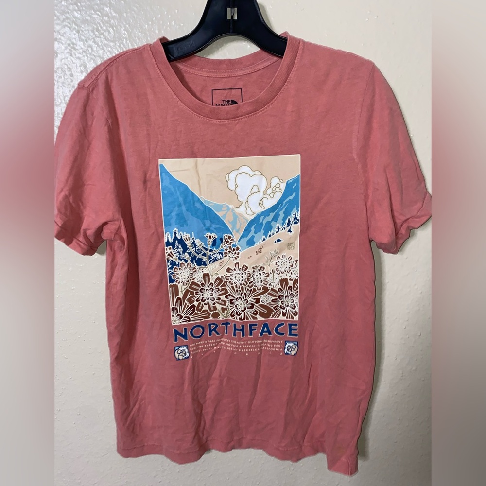 Womens  The North Face T-Shirt sz Small